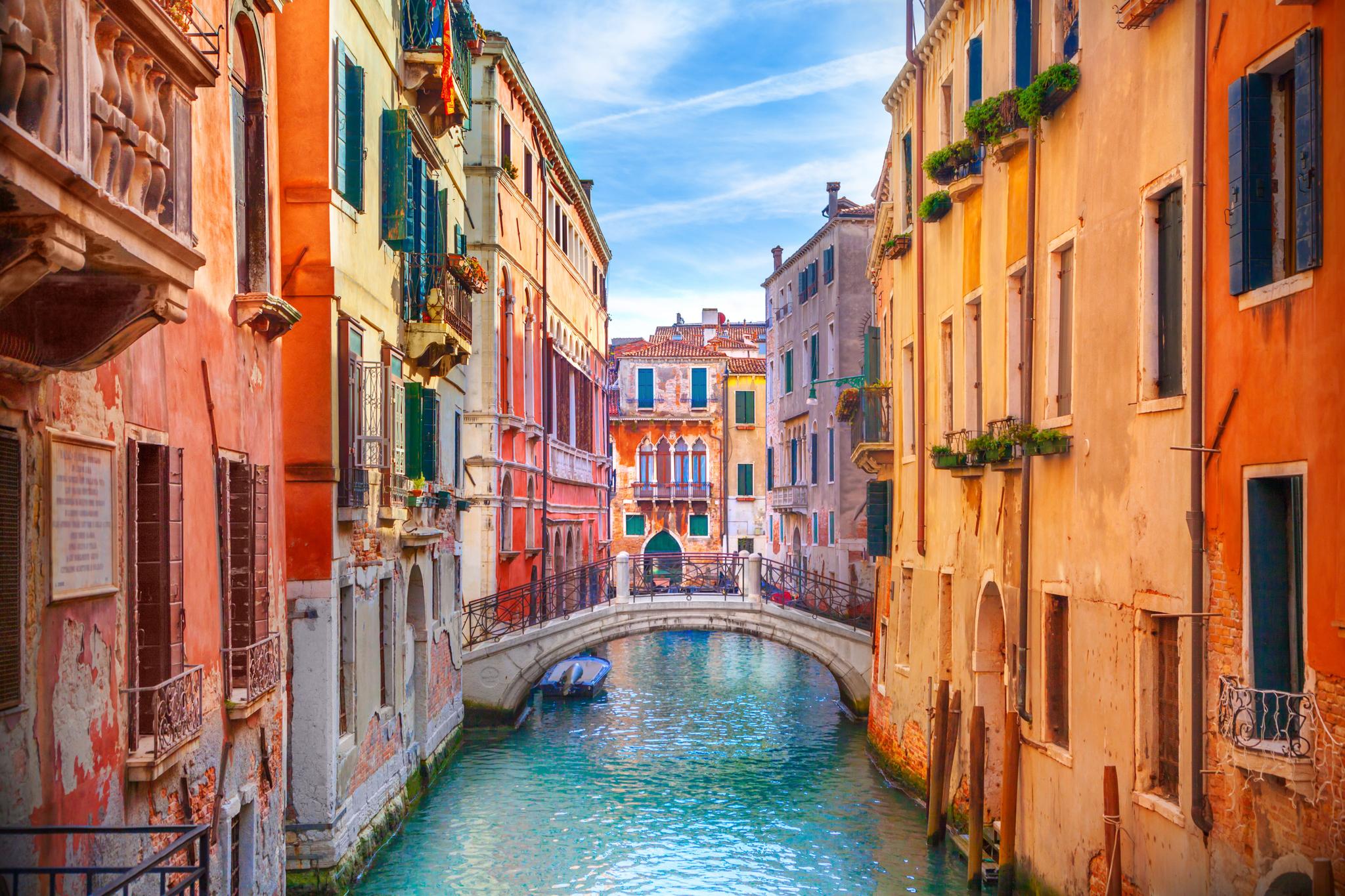 Centour Travel